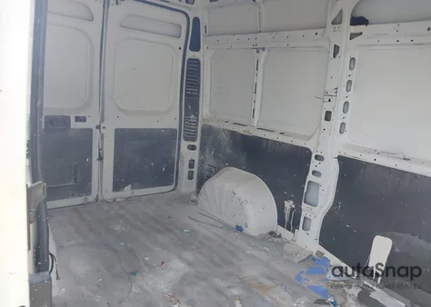 2018 Ram Promaster 2500 High Roof 136 Wb z USA, uszkodzony, nr VIN 3C6TRVCG1JE155102